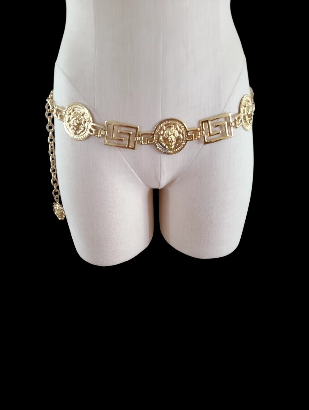Vintage 1990s Gold Lion Head Medallion Segmented Link & Chain Belt